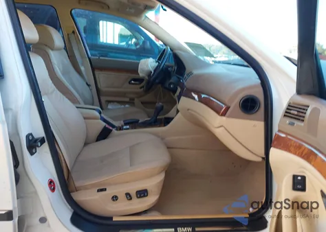 1999 BMW 528Ia z USA, uszkodzony, nr VIN WBADM6331XBY28634